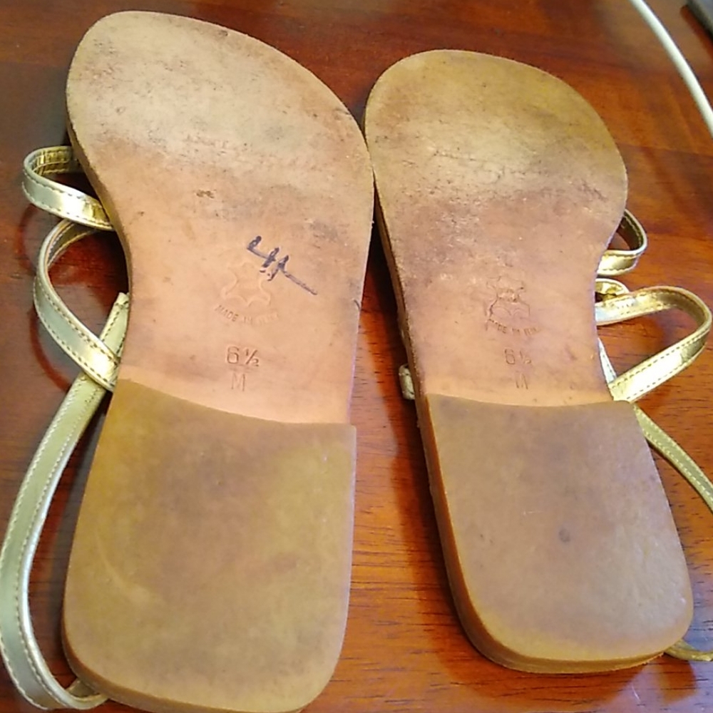 Ann Taylor Gold Vintage Narrow Strap Flat Leather Sandals 6.5 - Picture 7 of 8